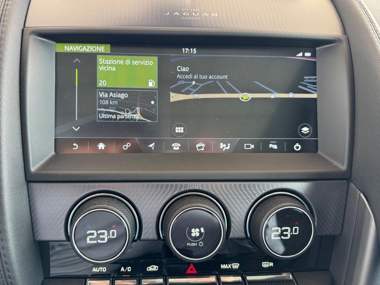 Jaguar F-Pace R-Dynamic Black 2.0 P 300