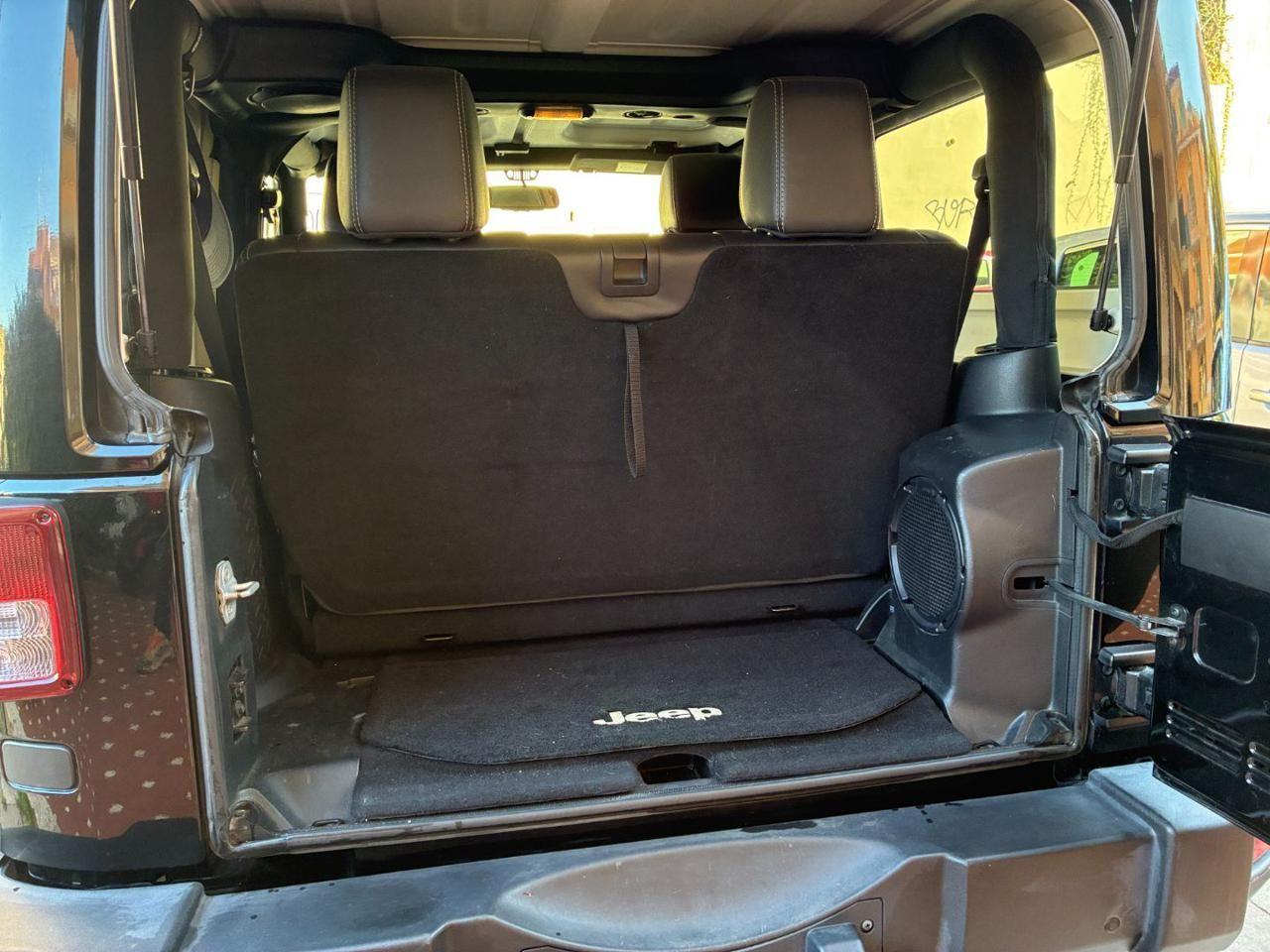 JEEP Wrangler 2.8 CRD DPF Sahara Auto 200 cv