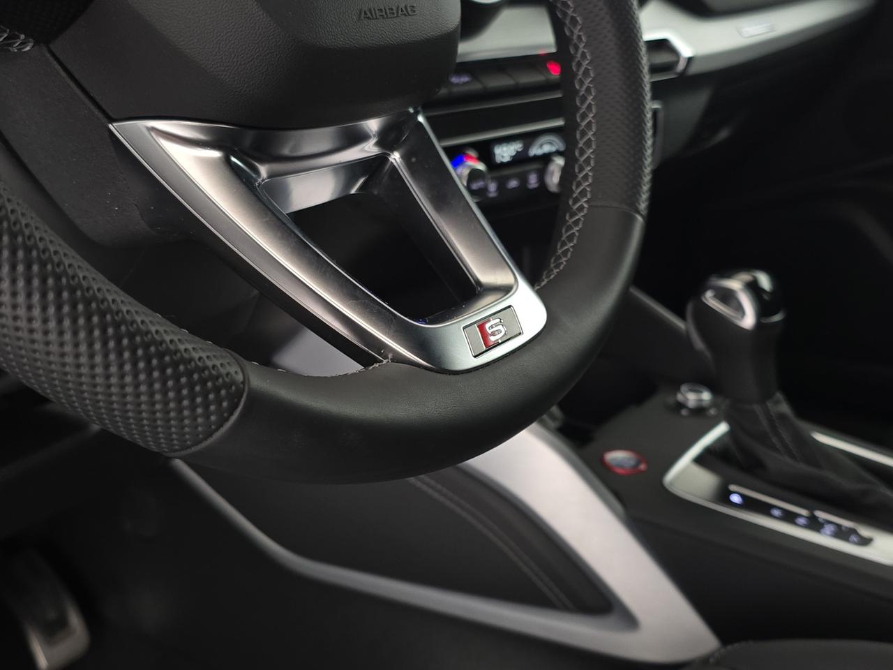 Audi SQ2 s2.0 tfsi quattro s-tronic