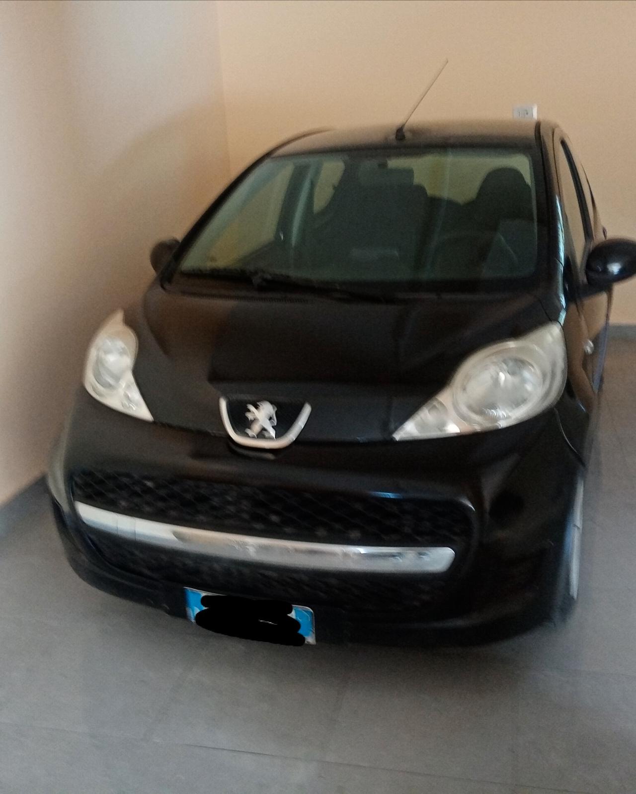 Peugeot 107 1.0 68CV 5p. Sweet Years 2010