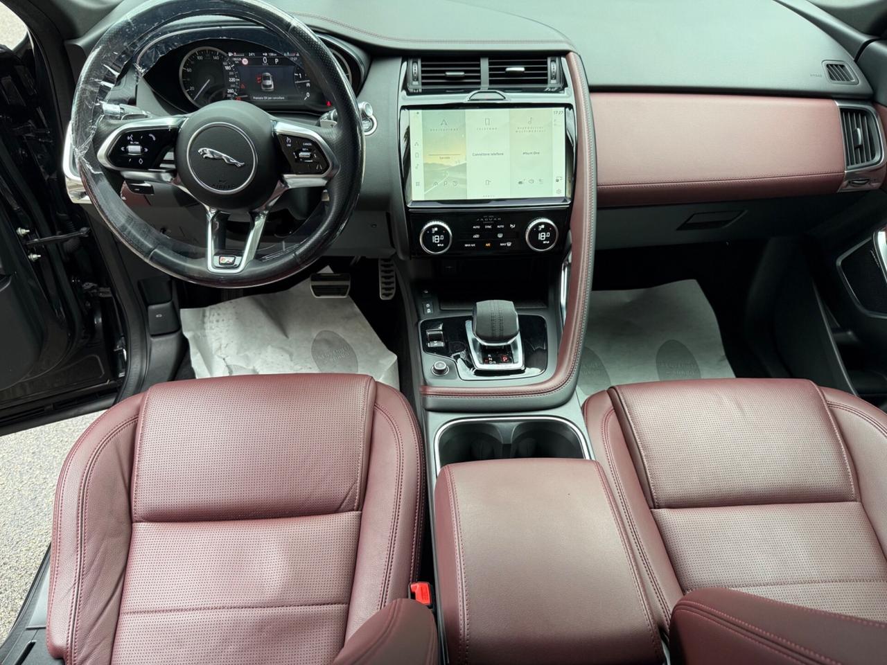 Jaguar E-Pace 2.0D I4 163 CV R-Dynamic SE