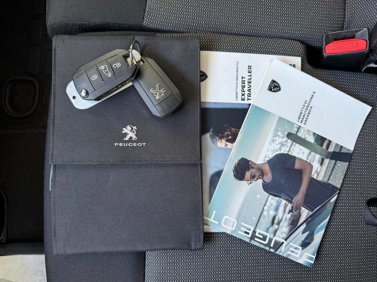 Peugeot Expert 1.5 120CV 3POST L2 GARANZIA 24 MESI