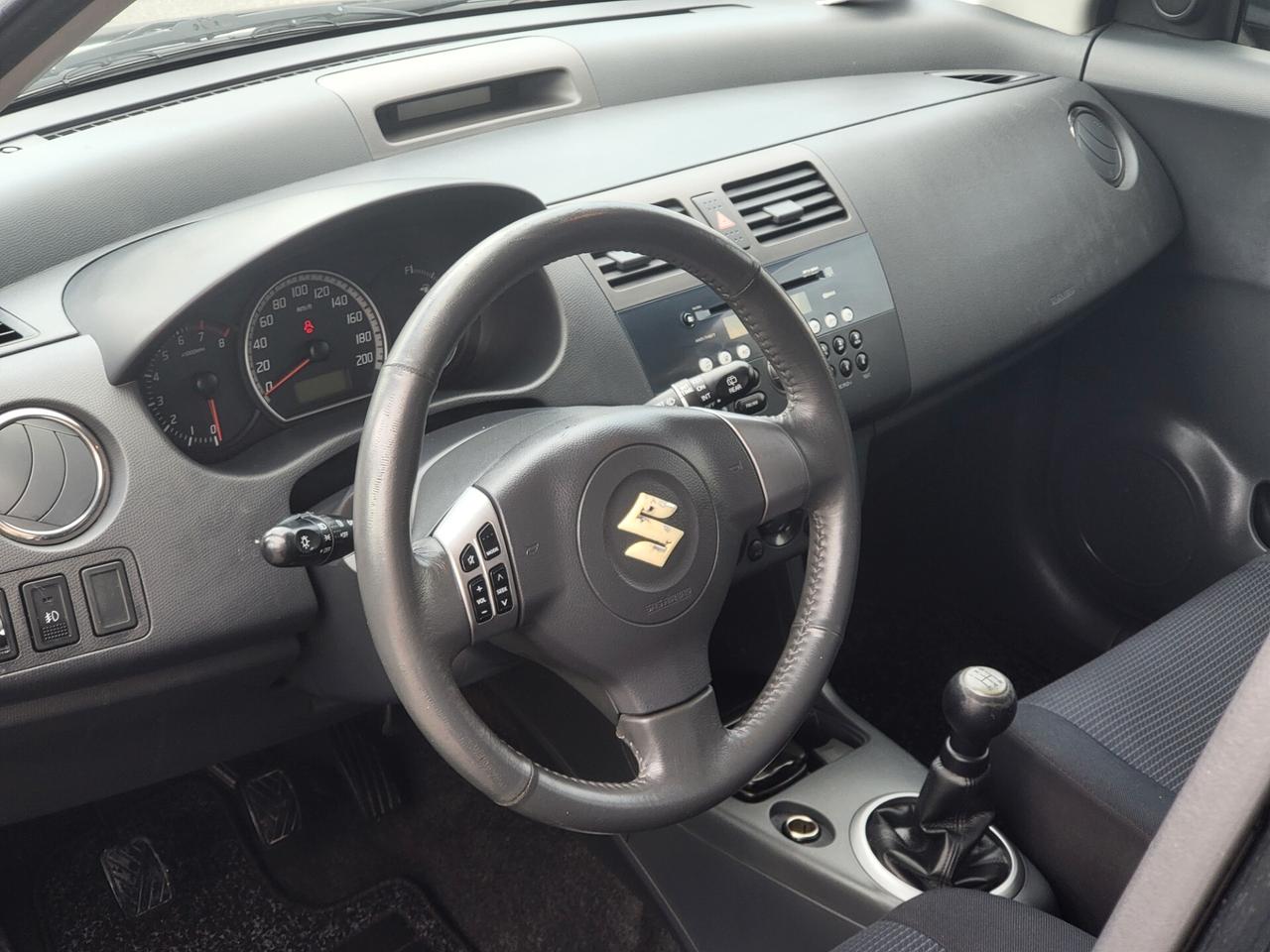 Suzuki Swift - 2009 1.3 BENZINA 92 CV