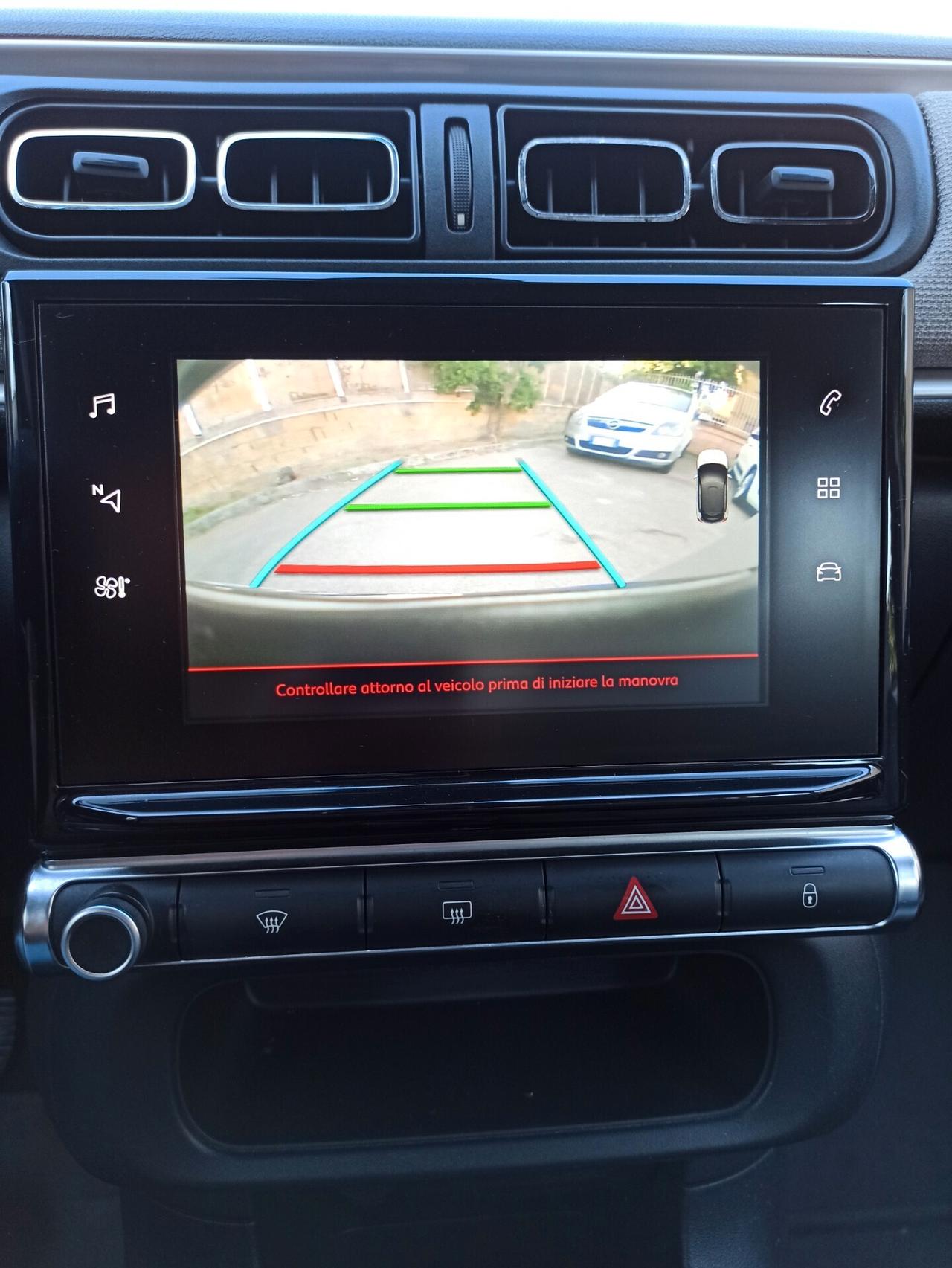 Citroen C3 PureTech 82 cv Shine Benzina