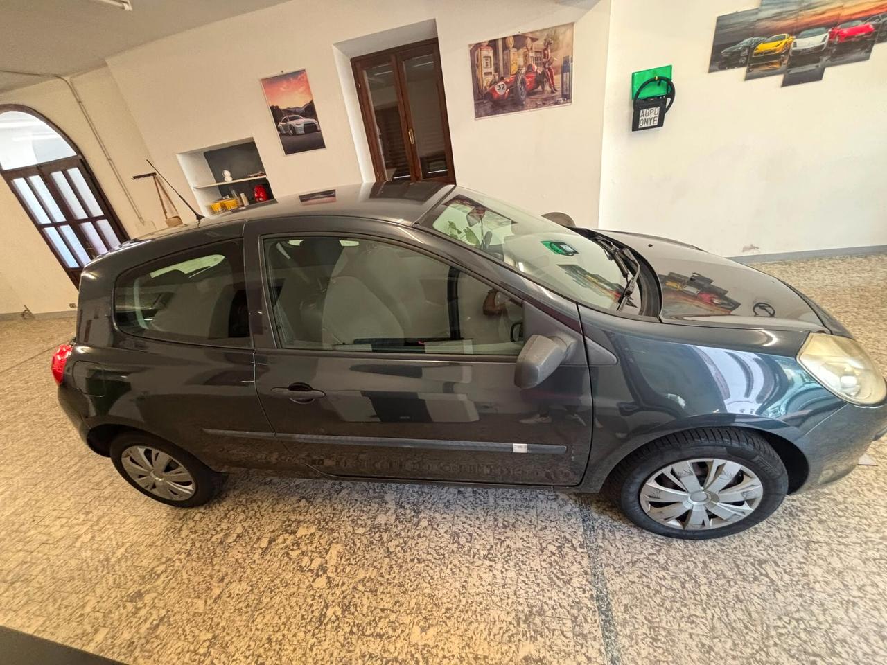 Renault Clio 1.2 16V 3 porte Confort