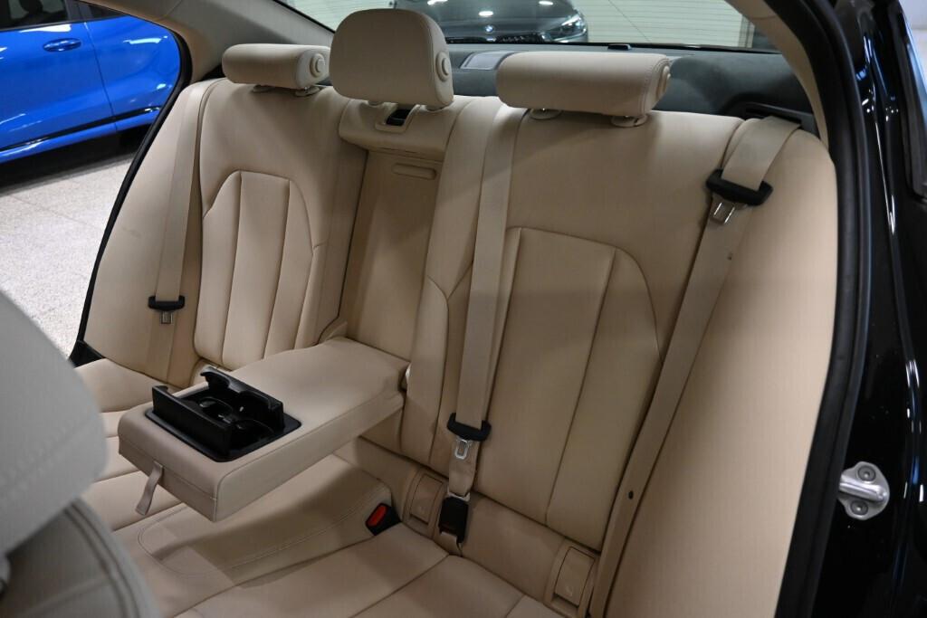 BMW 316D 122CV STEPTRONIC *2020