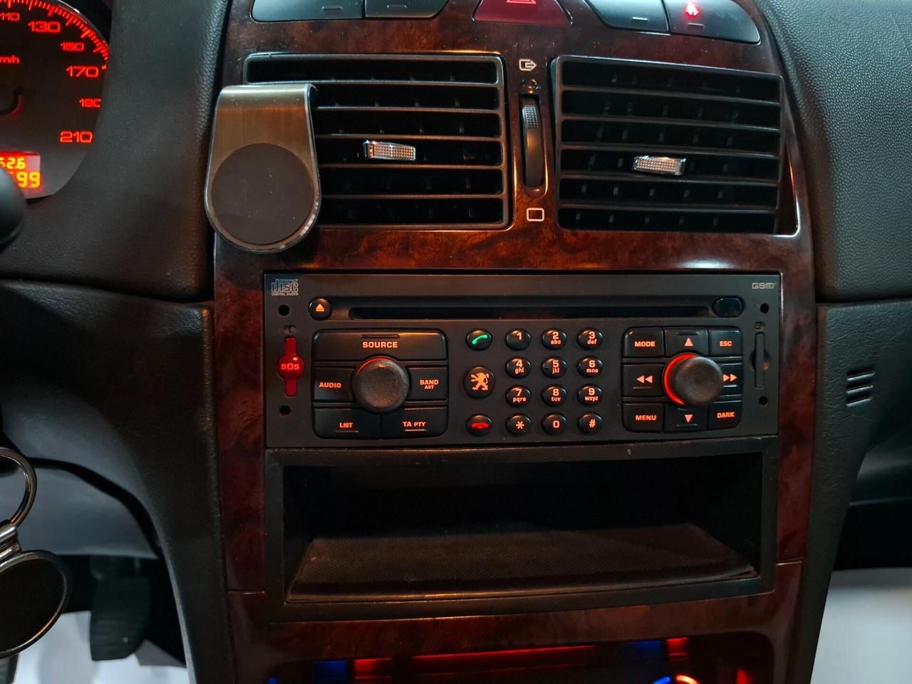 Peugeot 307 1.6 HDI 90cv Neopatentati