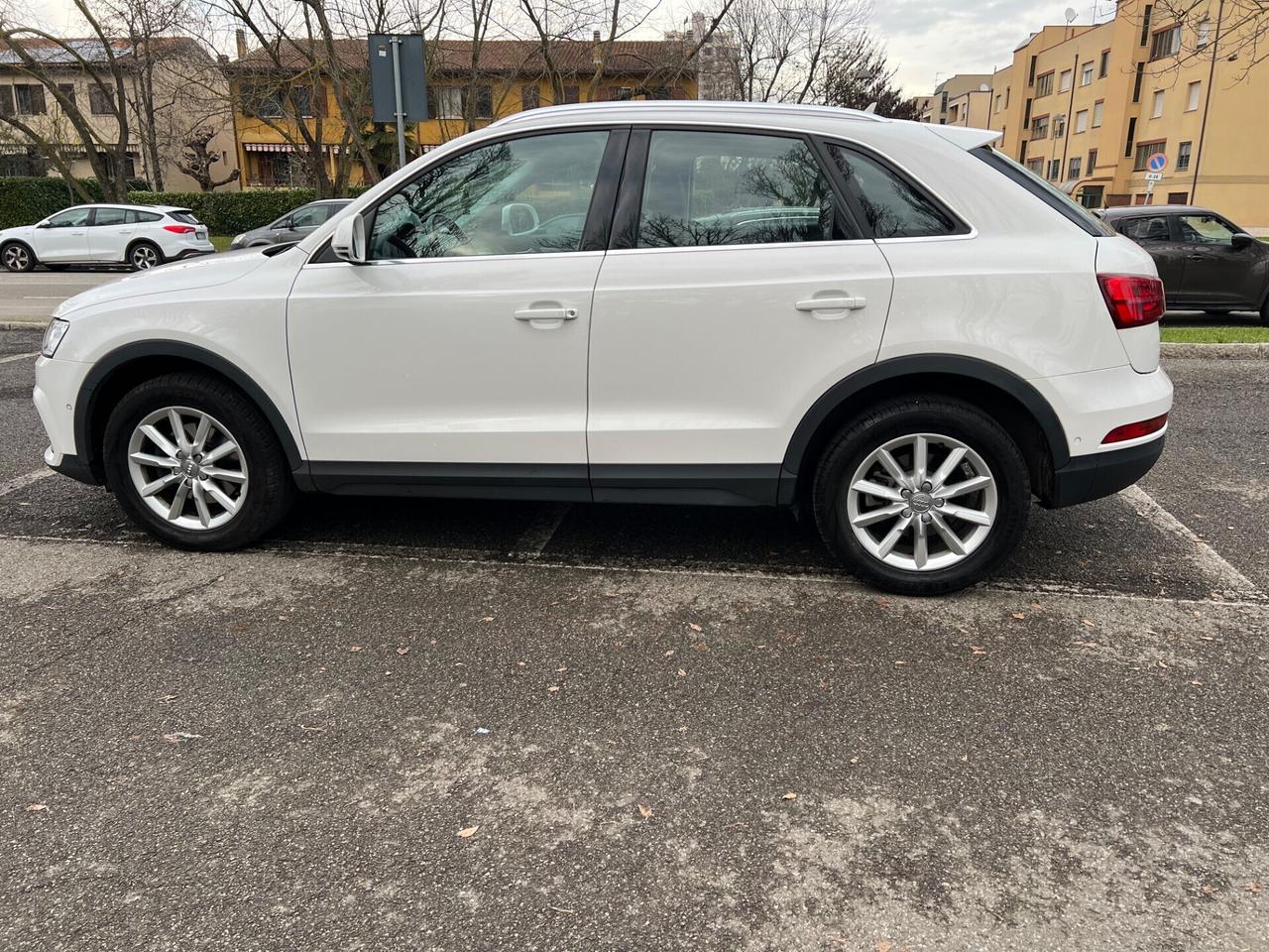 Audi Q3 2.0 TDI 150 CV quattro S tronic Sport