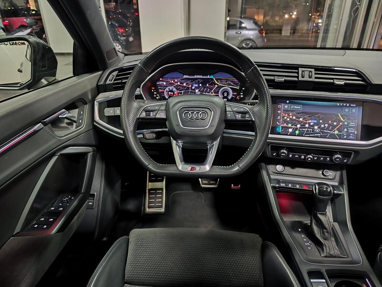 Audi Q3 SPB 40 TDI 190cv S tronic S line Tetto Matrix Black