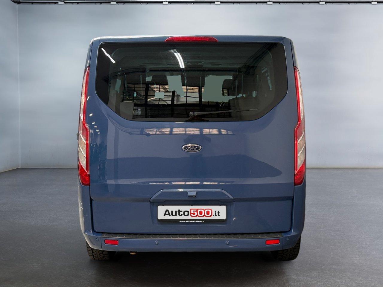 ford Tourneo Custom 2.2 TDCI Titanium 8 Posti