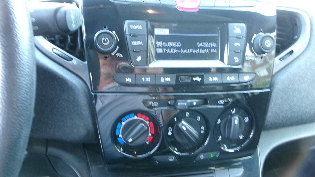 Lancia Ypsilon 5 Porte 1.2 Ecochic Gold