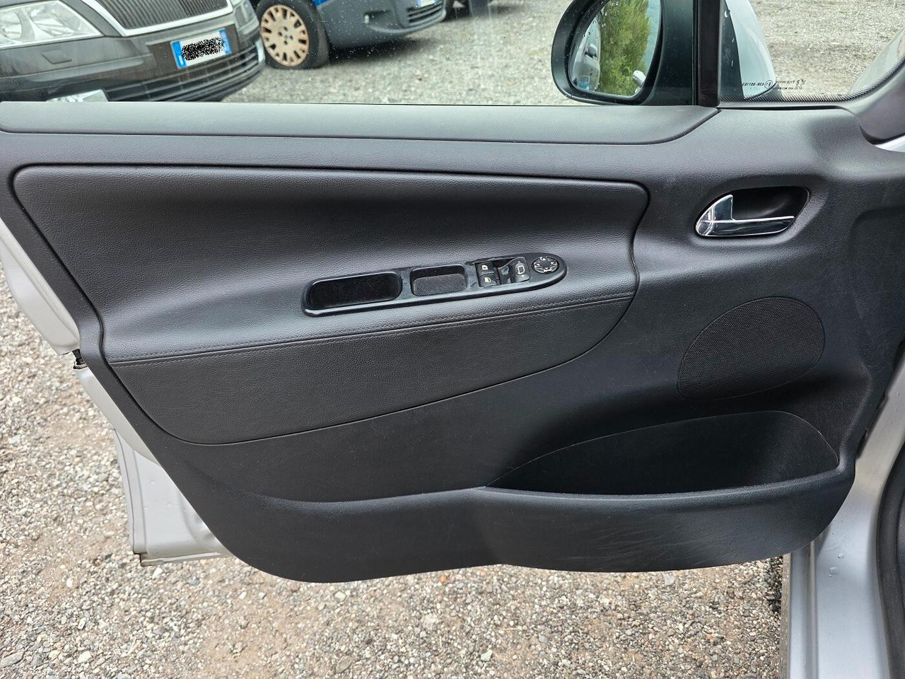 Peugeot 207 1.6 8V HDi 93CV 5p. Allure