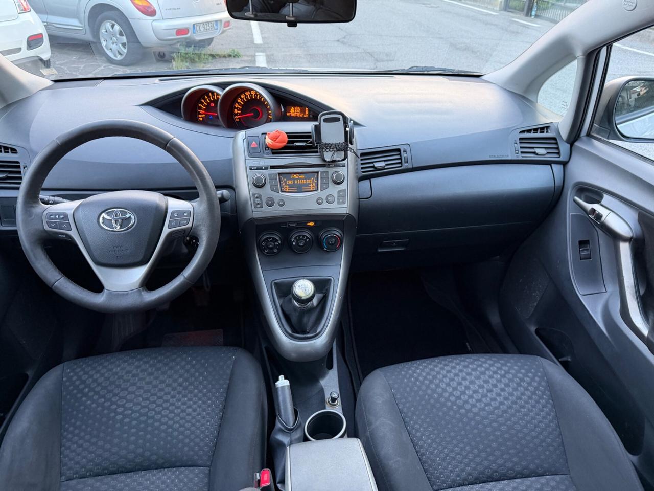 Toyota Verso 1.8 CVT Sol