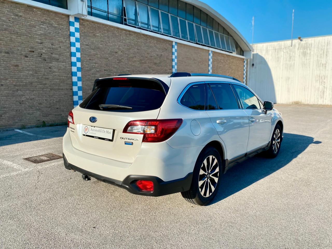 Subaru OUTBACK 2.0d Style lineartronic my17 150cv