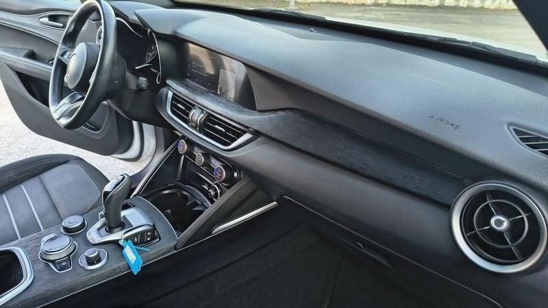 Alfa Romeo Stelvio 2.2 TD 190 CV Super Business AT8 Q4