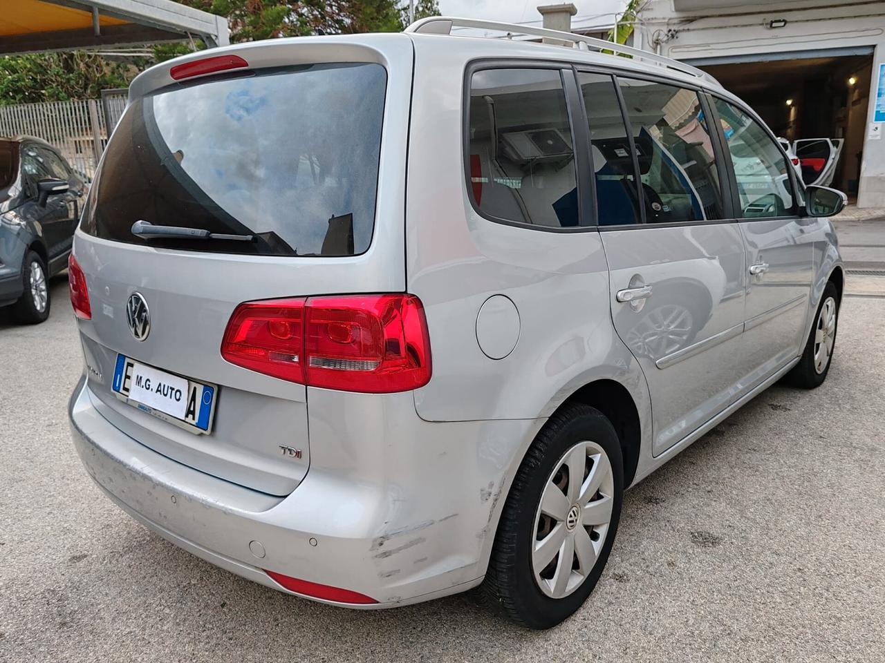 VW TOURAN 1.6 TDI DSG