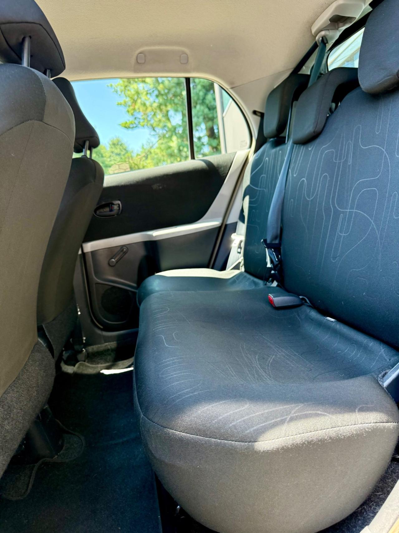 Toyota Yaris 1.0 BENZINA 5 porte Luxury pack NEOPATENTATI