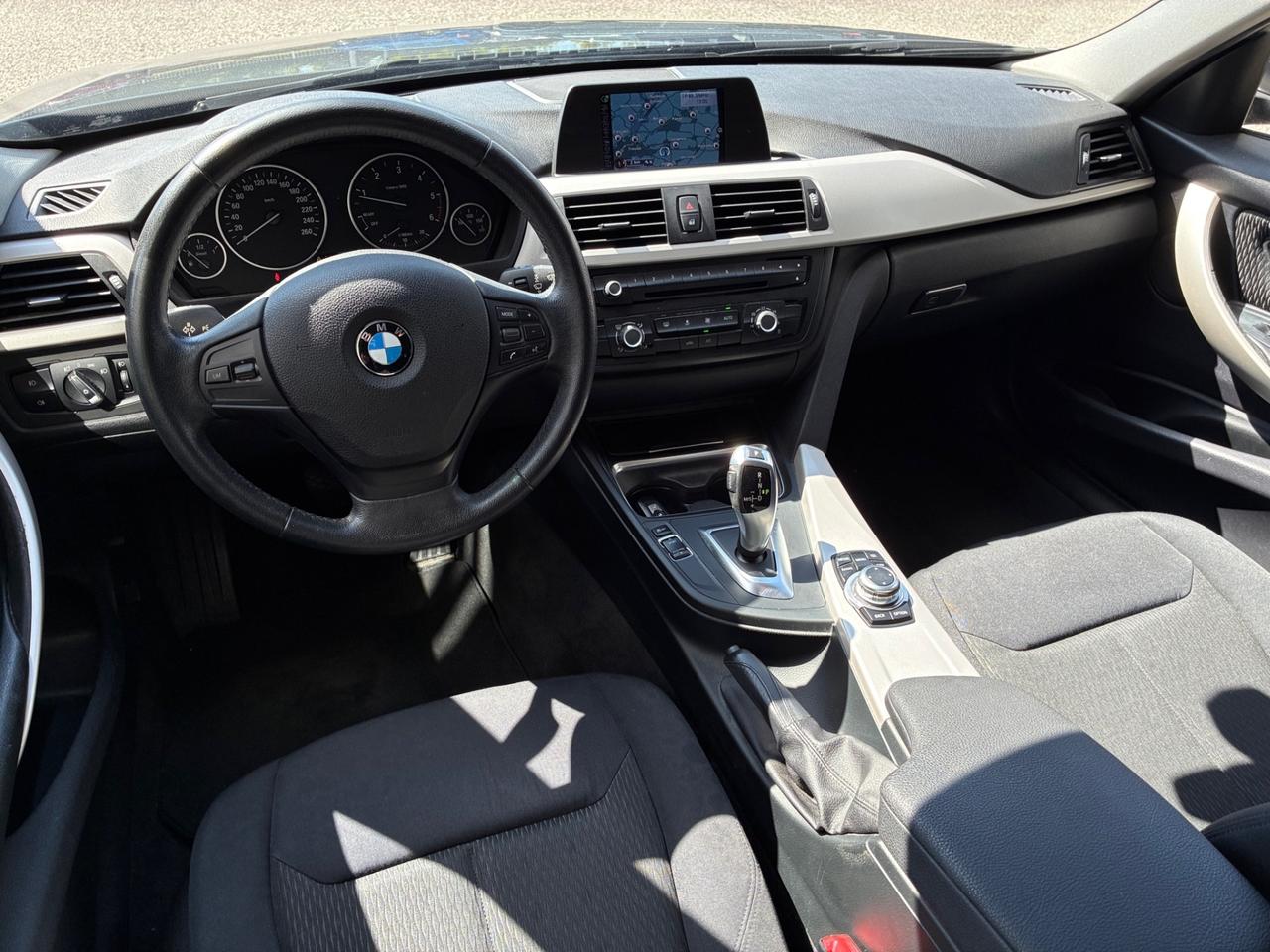 Bmw Serie 320d xDrive Touring Sport