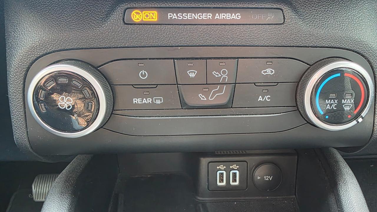 Ford Kuga 1.5 EcoBlue 120 CV aut. 2WD Connect Auto