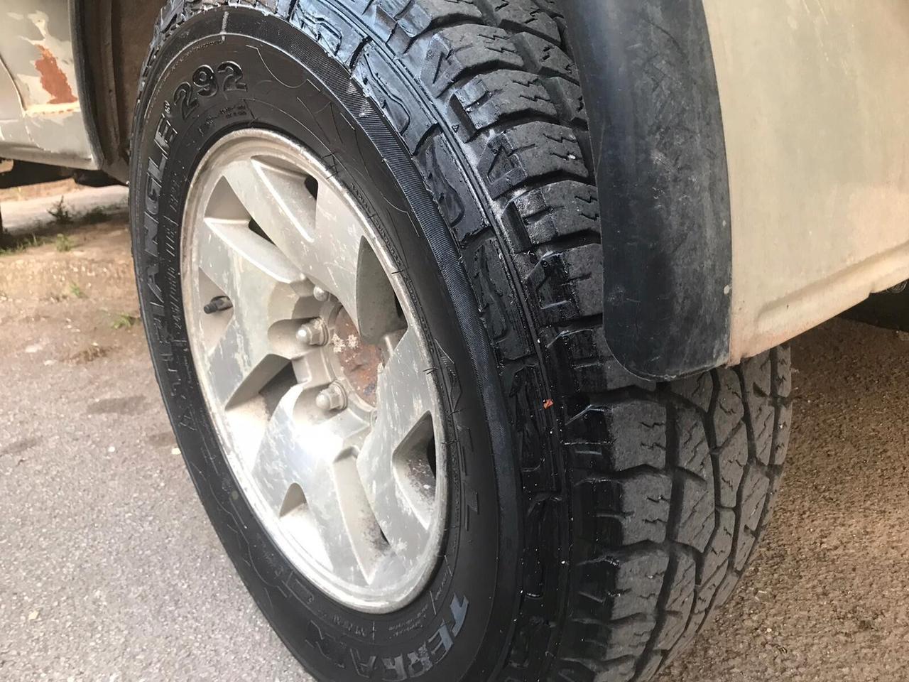 Mitsubishi L200 2.5 TDI 4WD RIBALTABILE