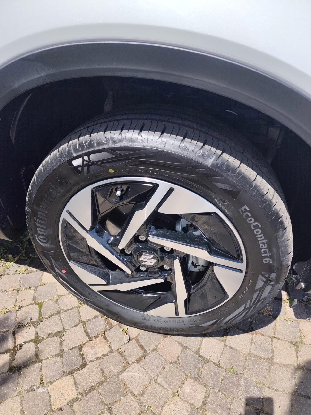 Suzuki Vitara 1.4 Hybrid A/T Starview