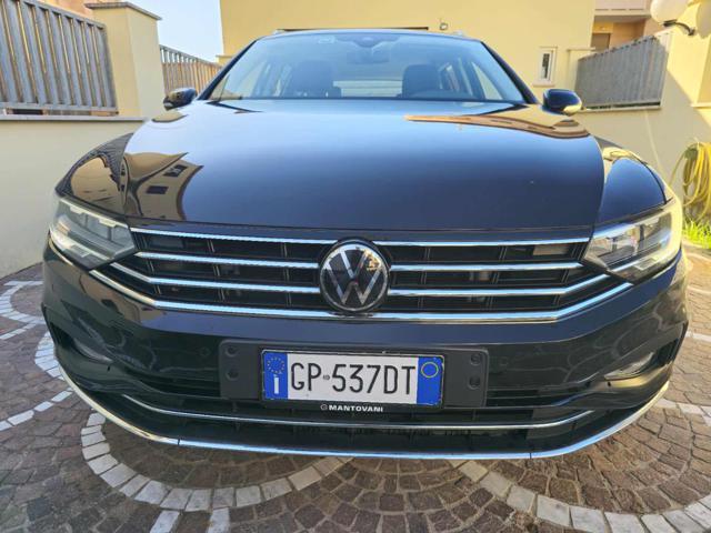 VOLKSWAGEN Passat Variant 1.5 TSI ACT DSG Business AUTOMATICA