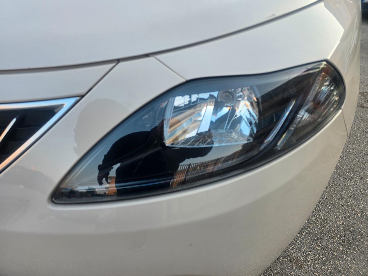 Lancia Ypsilon 1.2 69 CV 5 porte GPL Gold Plus