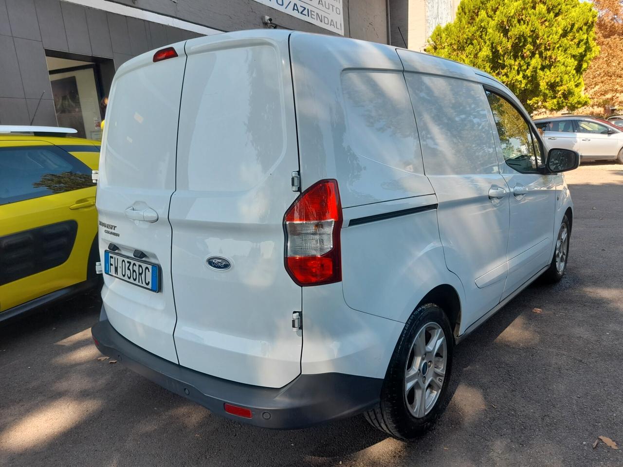 Ford Transit Courier 1.5 TDCi 100CV Van TITANIUM NAVIGATORE