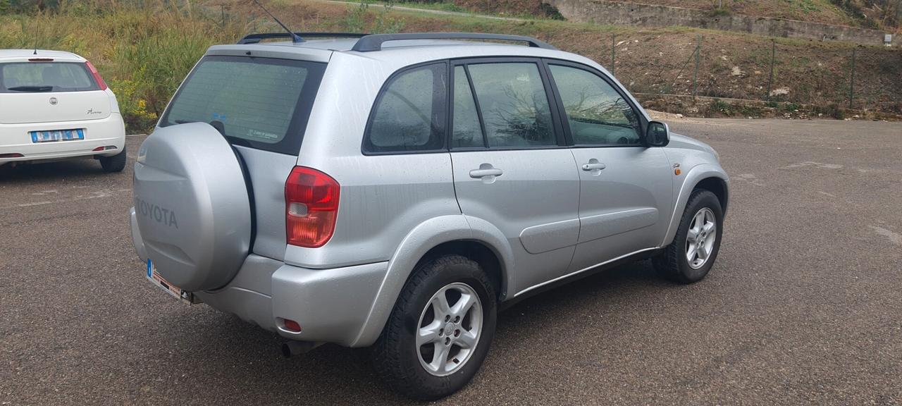Toyota RAV 4 RAV4 2.0 Tdi D-4D 5 P. PERFETTA