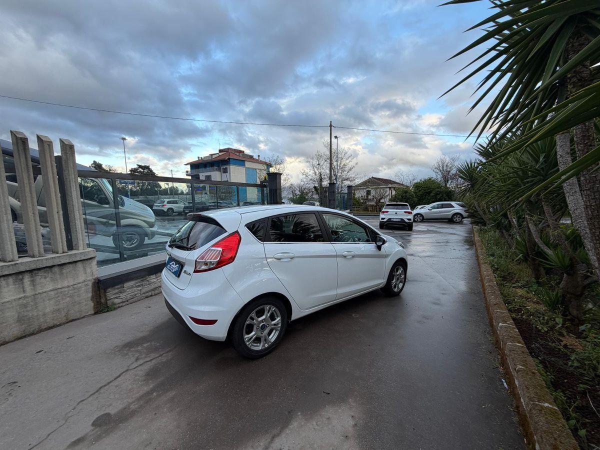 FORD - Fiesta - 1.5 TDCi 75 CV 5p. Titanium