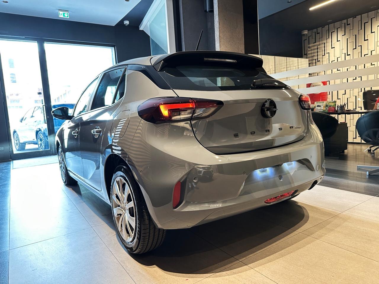 Opel Corsa 1.2 100 CV Edition