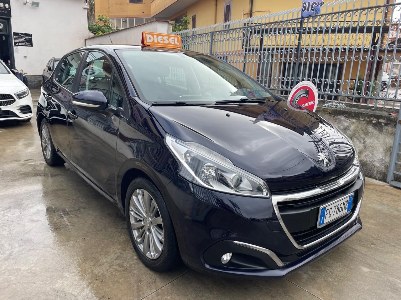 Peugeot 208 BlueHDi 75 5 porte Allure