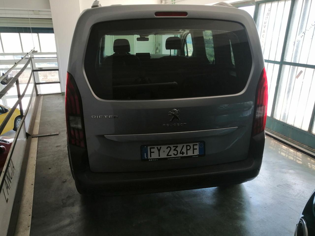Peugeot Rifter BlueHDi 100 Active Long