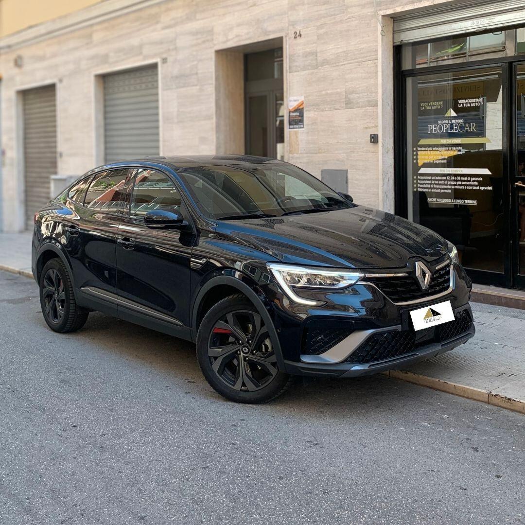 Renault Arkana Hybrid E-Tech 145 CV R.S. Line