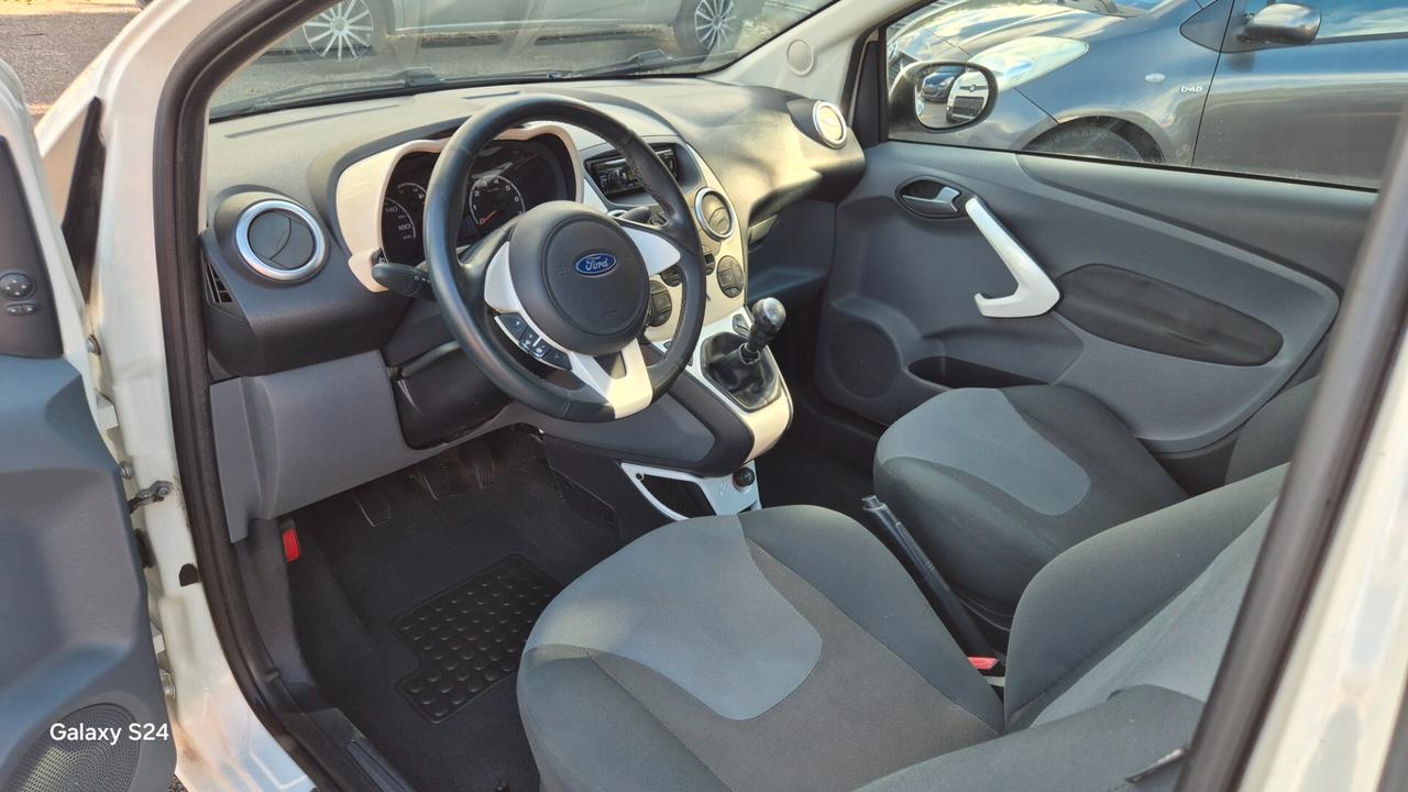 Ford Ka 1.2 8V 69CV Titanium