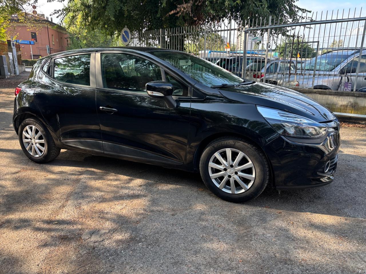 Renault Clio 1.2 75CV 5 porte Live