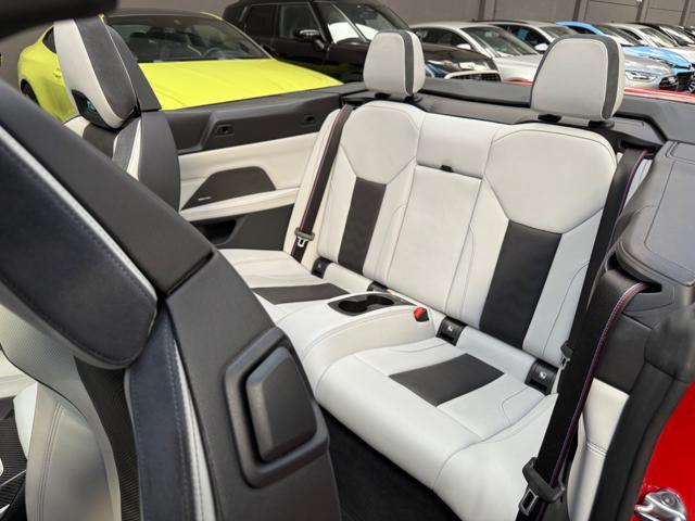 BMW M4 Competition M xDrive Cabrio Carbon Pack