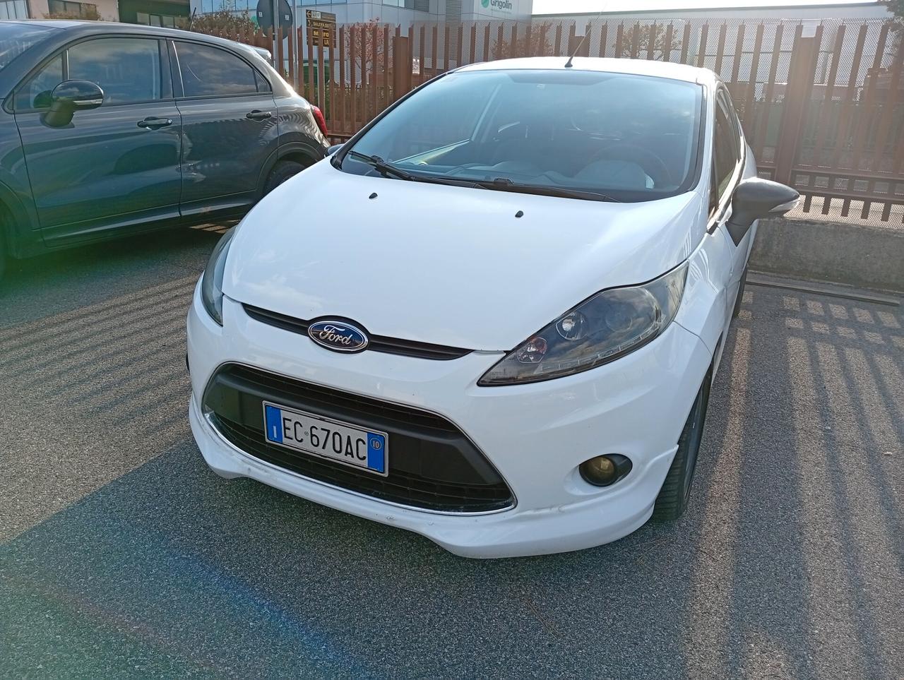 Ford Fiesta 1.2 82CV 3 porte NEOPATENTATI OK