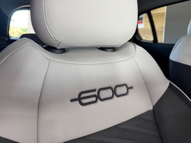 FIAT 600 KM0 LA PRIMA 100CV+CARPLAY WI-FI+18''+RCAM+2PDC