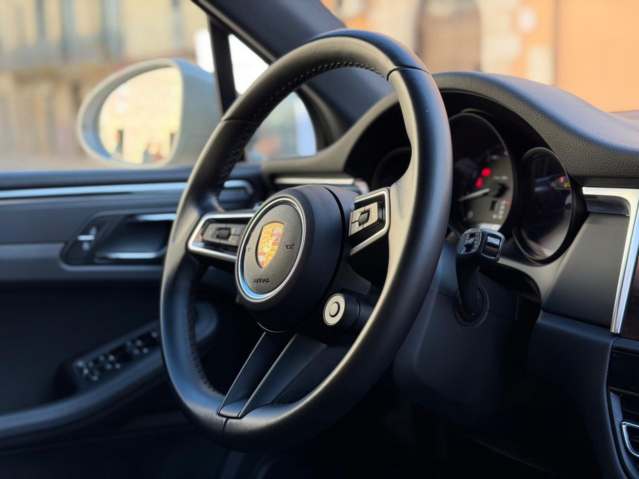 Porsche Macan 2.0 265 CV TURBO PDK GESSO SPORT CHRONO