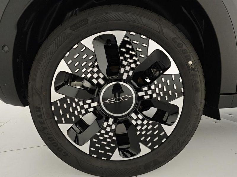 FIAT 600 Hybrid DCT MHEV La Prima + Vernice