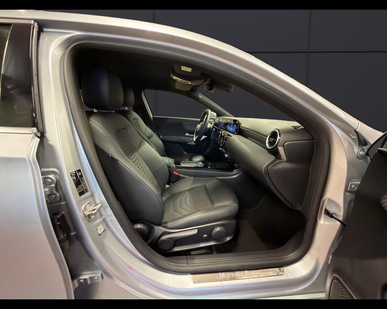 Mercedes-Benz A 180D Automatic Advanced