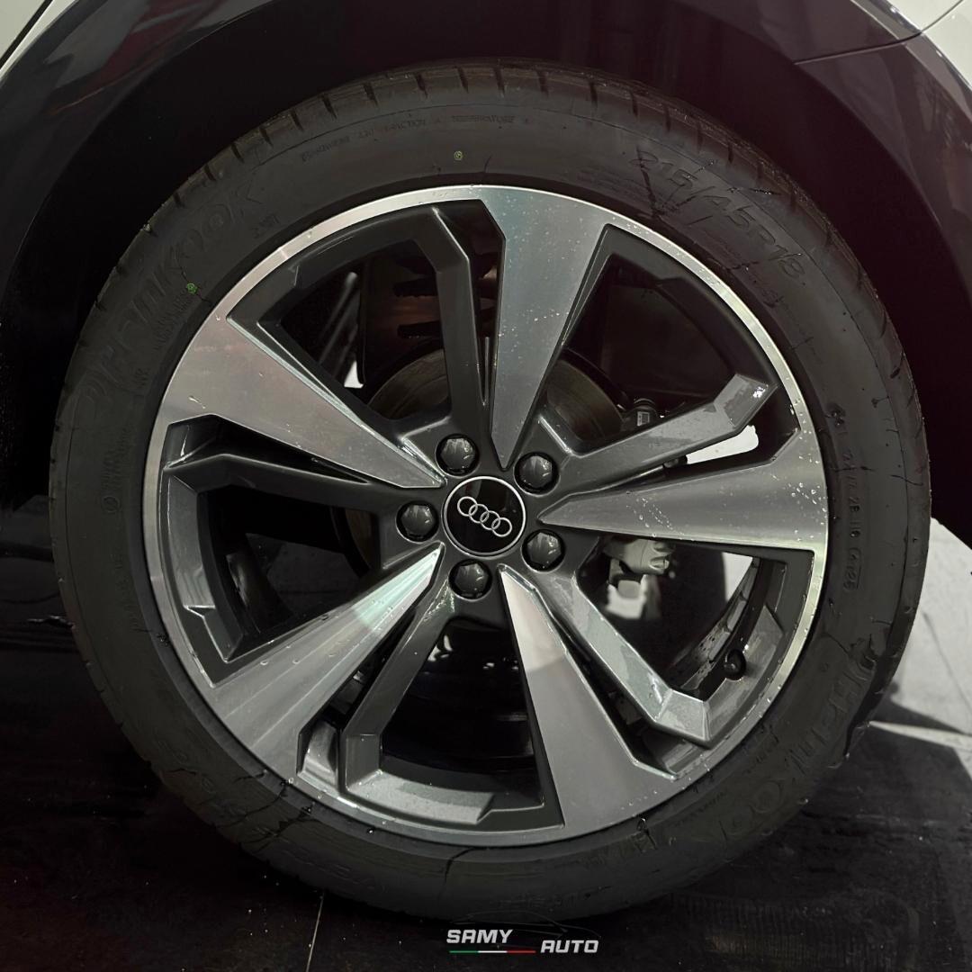 Audi A1 allstreet 30 TFSI Identity Black