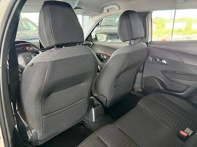 Peugeot 2008 1.2 PureTech 100 CV Active
