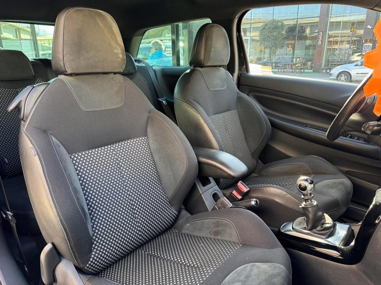 Citroen DS3 1.6 HDI Just Black - NEOPATENTATI