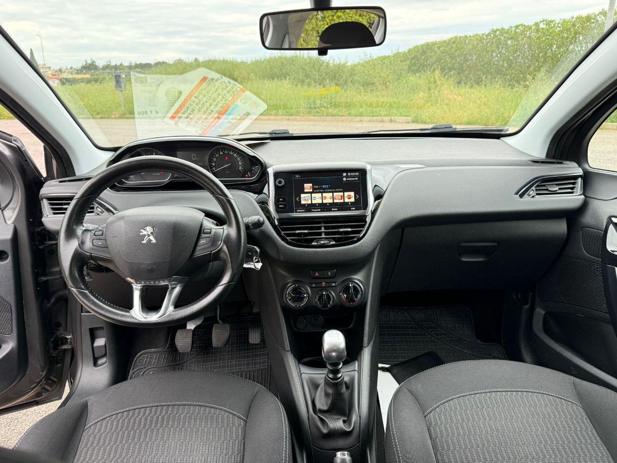 PEUGEOT - 208 - BlueHDi 100 S&S 5p. Active