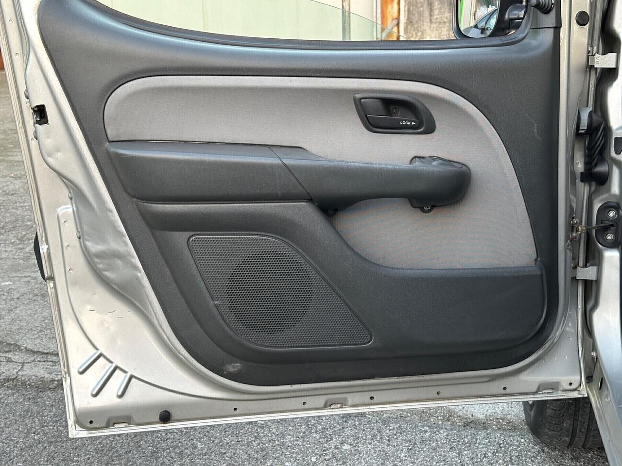 Fiat Doblò 1.3 Multijet 7 POSTI GANCIO TRAINO NEOPATENTATI