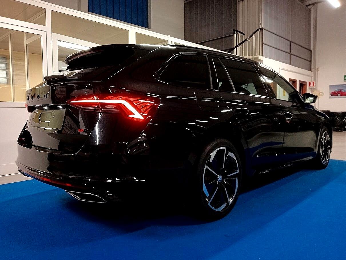 Skoda Octavia 2.0 TDI 200CV RS 4x4 PACK BLACK APP IVA ESPOSTA