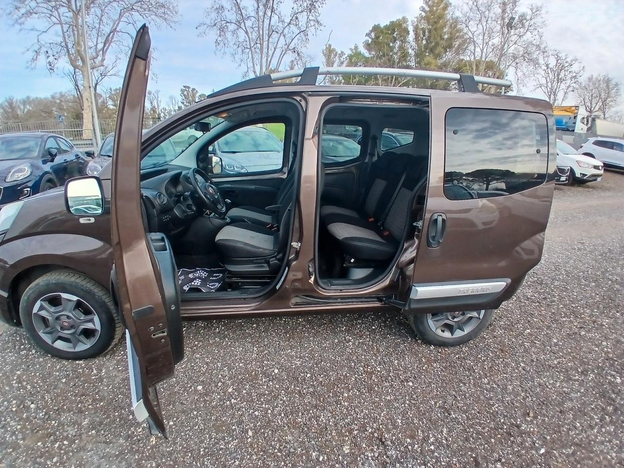 Fiat QUBO 1.3 MJT 95 CV Trekking