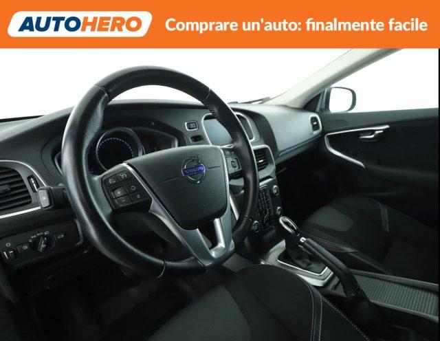 VOLVO V40 D3 Geartronic Momentum